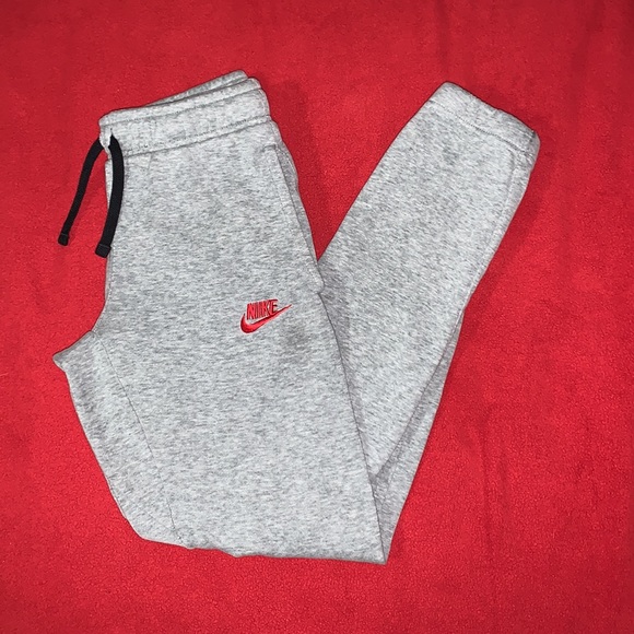 NIKE Grey Sweatpants w/ “JUST DO IT” Logo - Picture 4 of 7